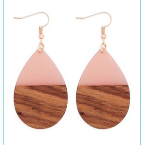 Homaica Wood Pearshape Drop Earrings-Pink